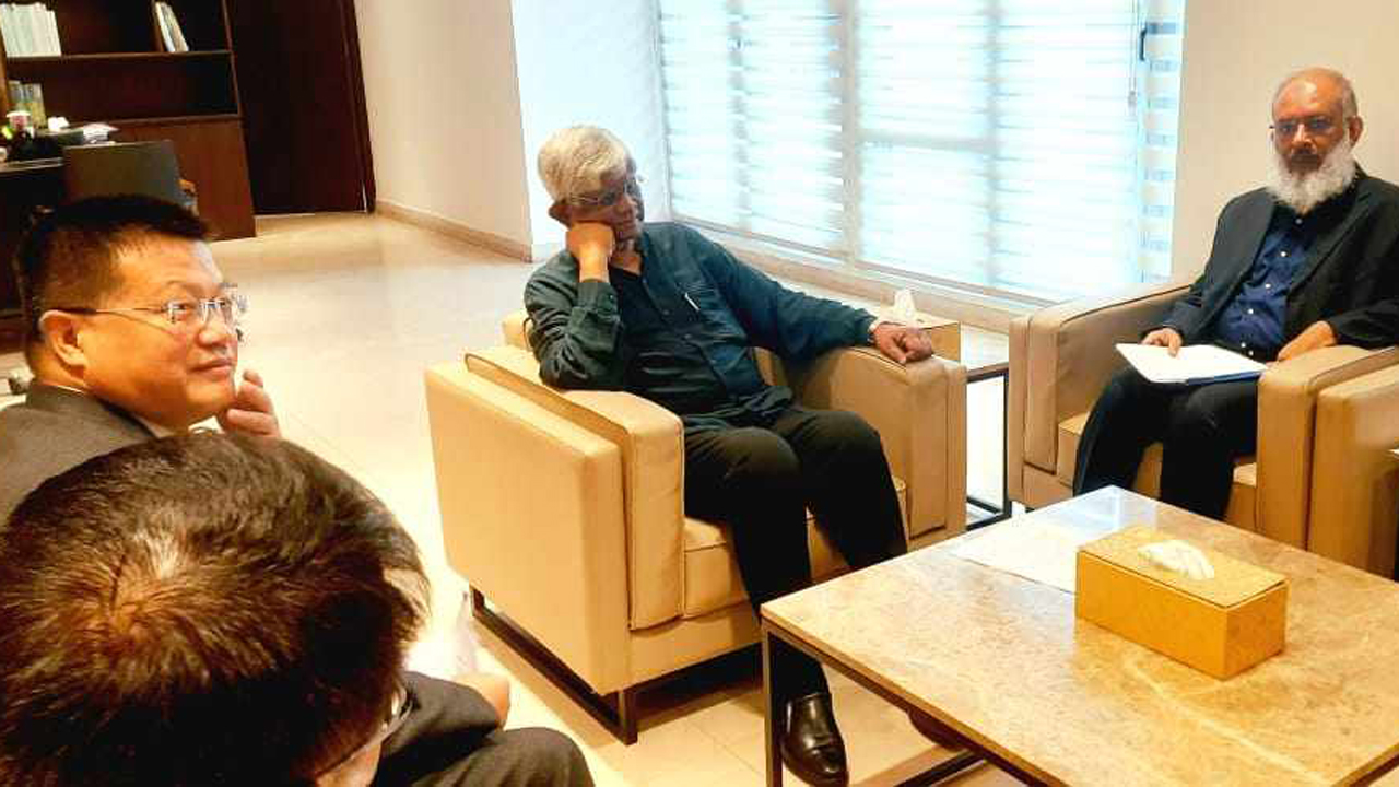 চীনকে সুদহার কমানো ও পরিশোধের মেয়াদ বাড়ানোর প্রস্তাব