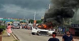 কুমিল্লায় এসিল্যান্ডের গাড়িতে আগুন