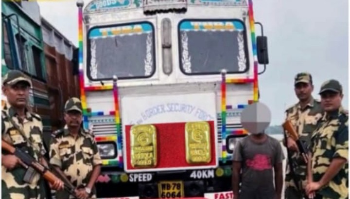 পেট্রাপোলে সোনার বারসহ ভারতীয় ট্রাক চালক আটক
