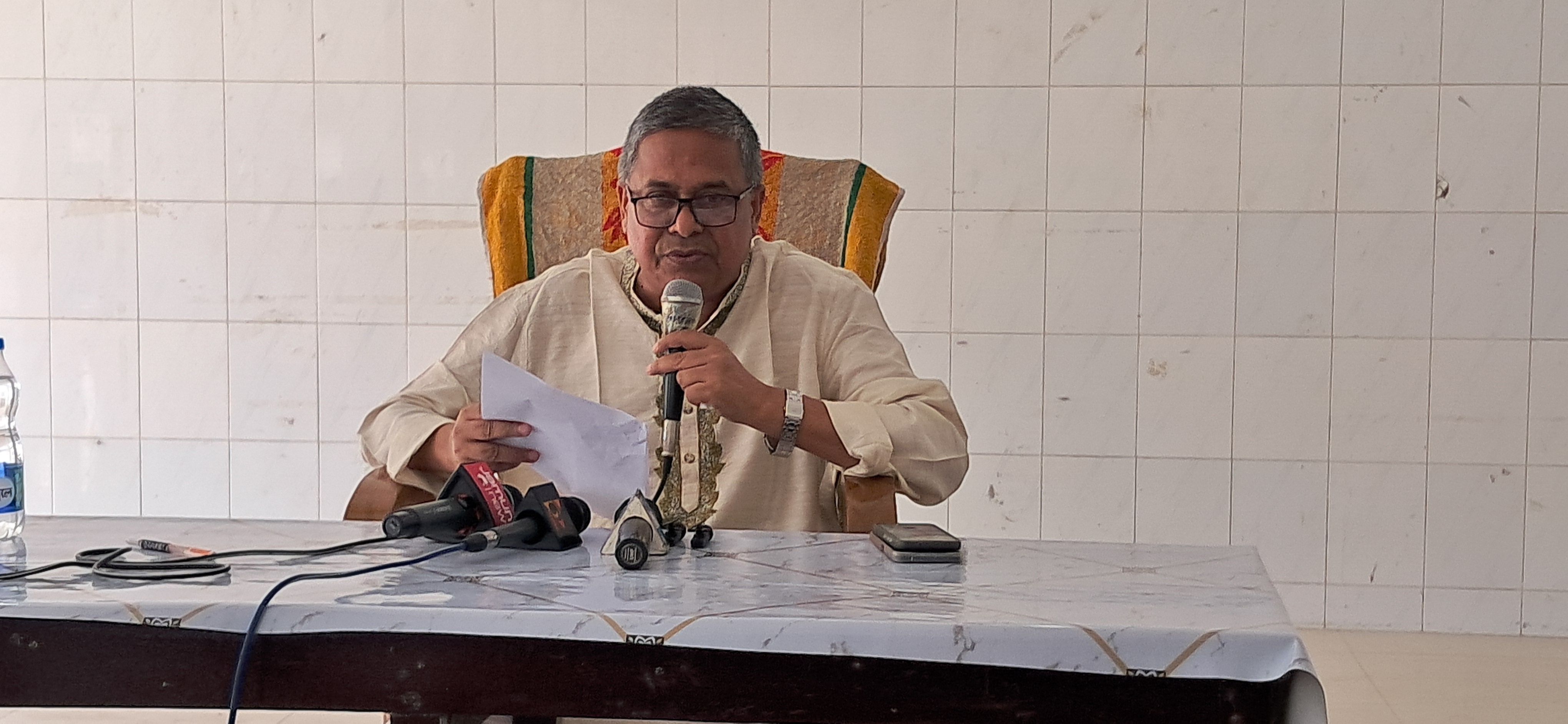 শ্রীপুরে কেন্দ্রীয় বিএনপি নেতার দাবি আওয়ামী দোসররা গণমাধ্যমে মিথ্যা তথ্য দিয়ে অপপ্রচার চালাচ্ছে