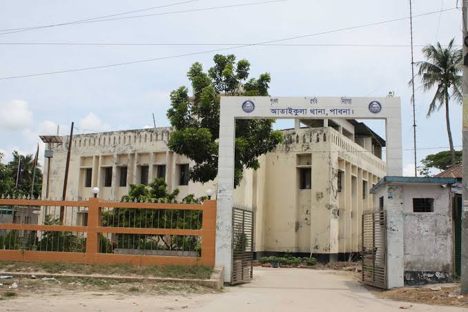 The body of the old man was recovered from the paddy field