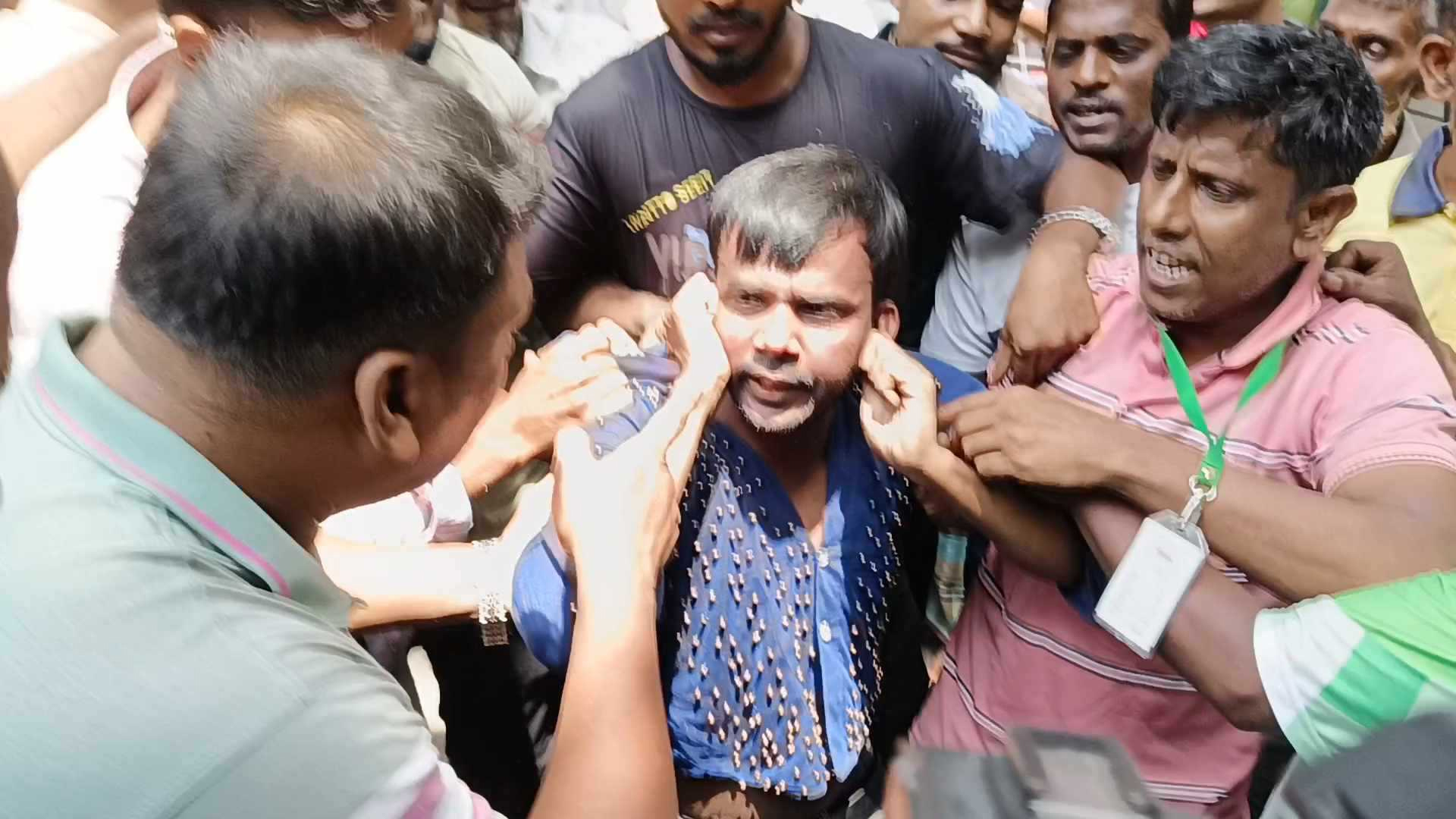 কেনো হিরো আলমকে মারধর, কান ধরে ওঠবস