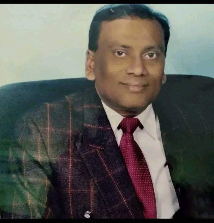 Emdad Hossain, the popular chairman, left the people of Salimabad crying