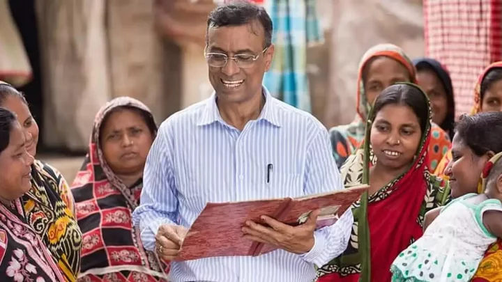 ত্রিপুরার ময়রার ছেলে "২৯ হাজার কোটি রুপি" মূল্যের ব্যাংকের মালিক, পড়েছেন ঢাকা বিশ্ববিদ্যালয়ে