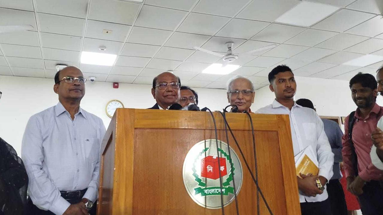 যোগ্য সিইসি ও কমিশনার ছাড়া সুষ্ঠু নির্বাচন হবে না : সাবেক সিইসি