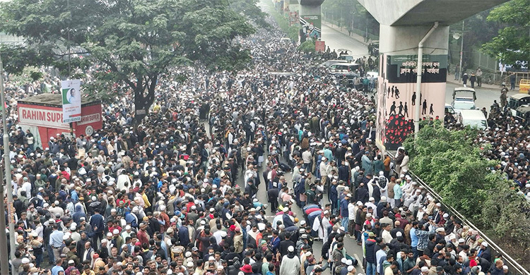 খালেদা জিয়াকে শেষ বিদায় জানাতে লাখো মানুষের ঢল