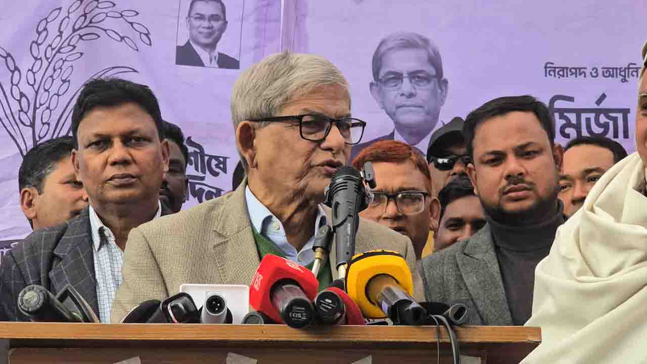 মুক্তিযুদ্ধবিরোধীদের হাতে রাষ্ট্রের ক্ষমতা দেওয়া যাবে না—জামায়াতকে স্পষ্ট বার্তা দিলেন মির্জা ফখরুল