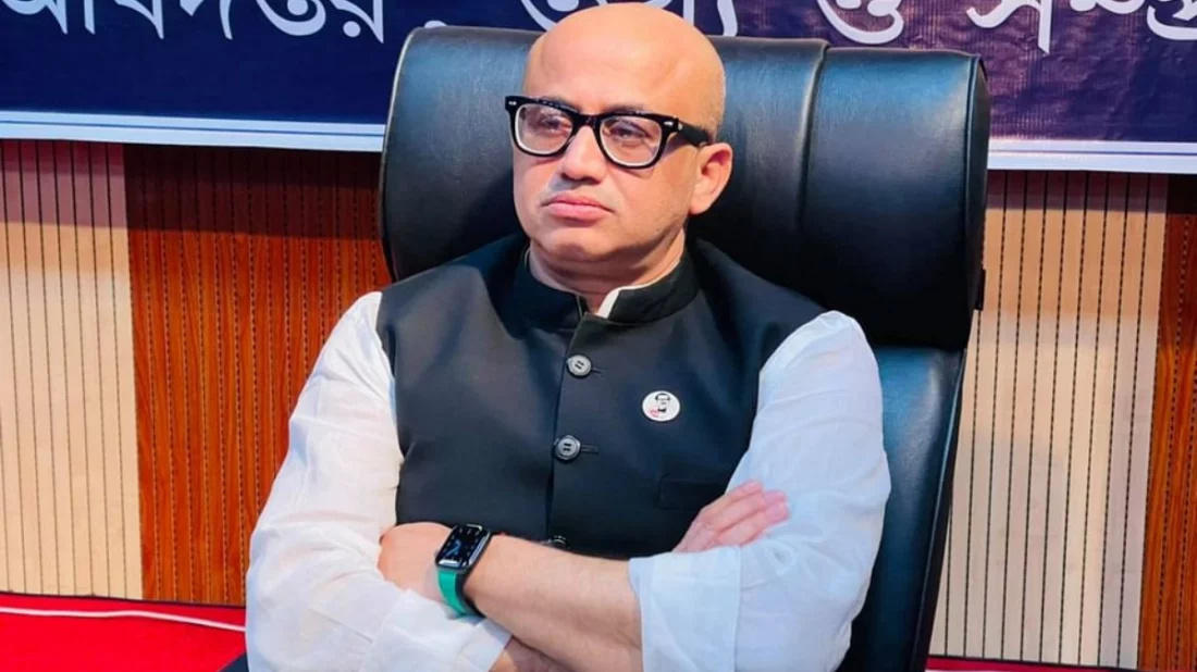 প্রধানমন্ত্রী পরিবারকে নিয়ে কটূক্তি: ডা. মুরাদকে আদালতে হাজিরের নির্দেশ