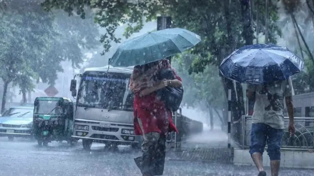 দেশজুড়ে আরও পাঁচ দিন টানা বৃষ্টির পূর্বাভাস